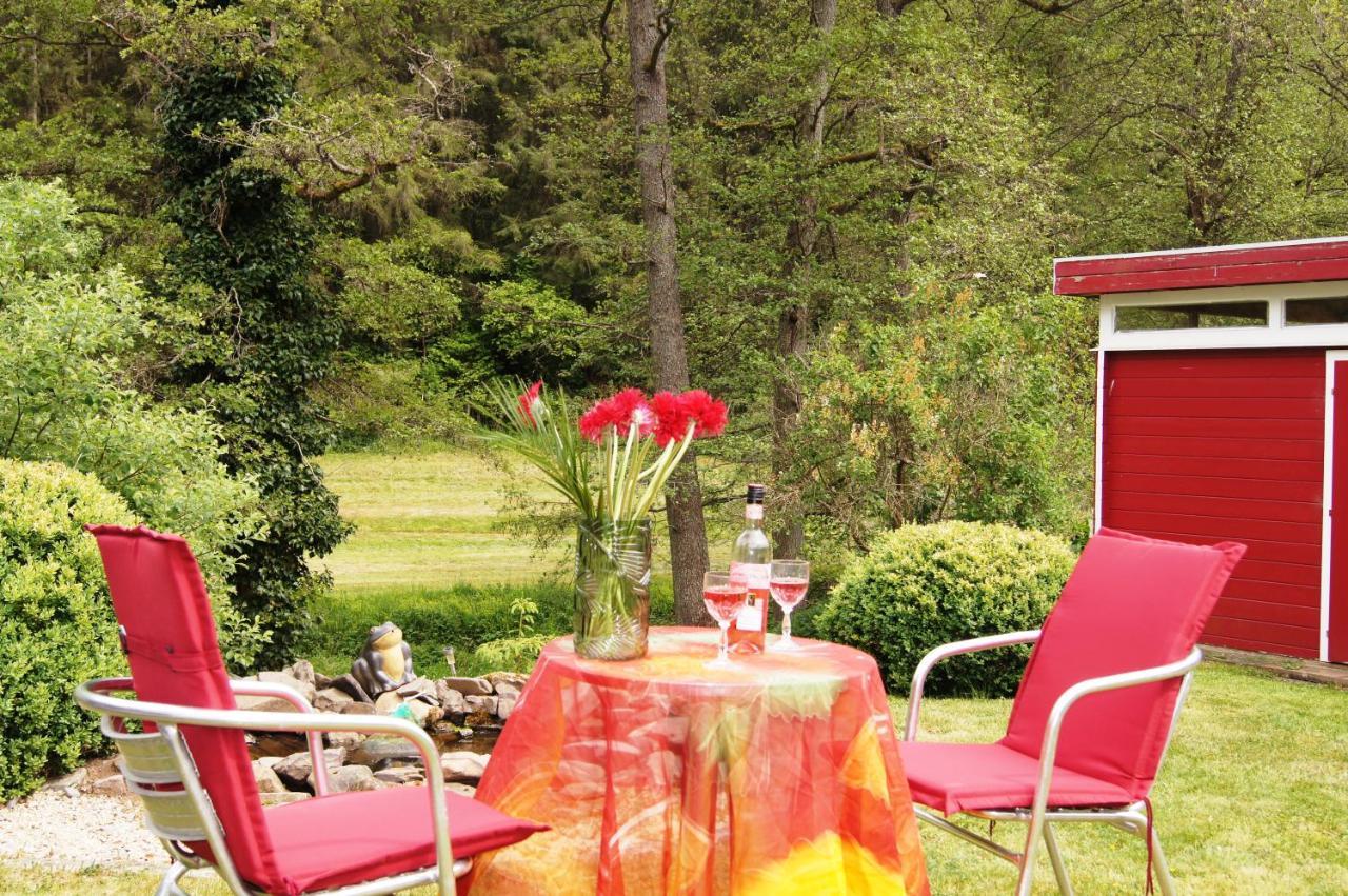 Zimmerappartement "Rose" - Ferienwohnungen Wagner & Gaul Daleiden Dış mekan fotoğraf