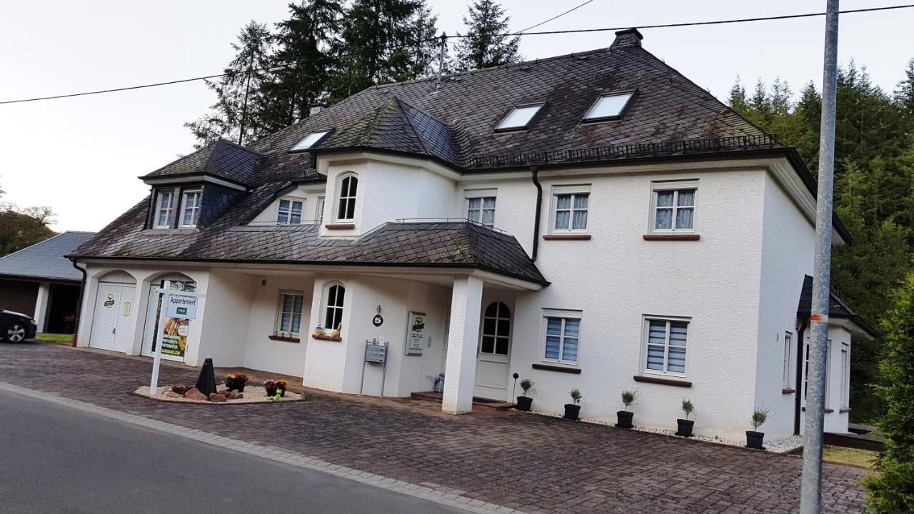 Zimmerappartement "Rose" - Ferienwohnungen Wagner & Gaul Daleiden Dış mekan fotoğraf
